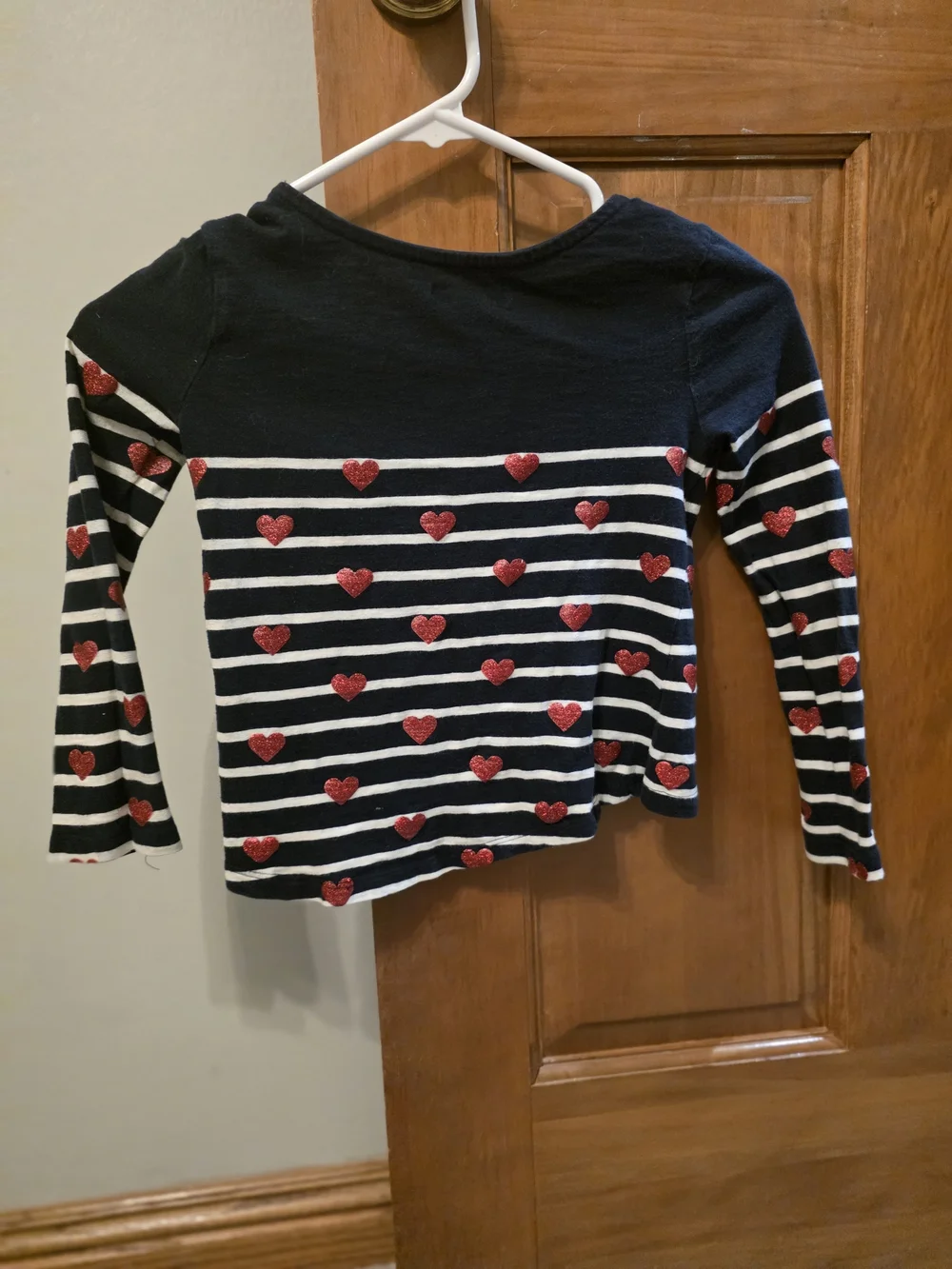 GAP Navy & White Striped Long Sleeve Top with Red Hearts Size 6/7